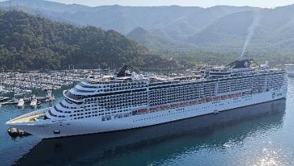333 metrelik dev Marmaris'te: 4 binden fazla turist getirdi