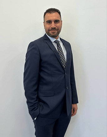 Petrol yükseliyor, değerli madenler ve borsa düşüşte: Uzmanlardan kritik analizler-1