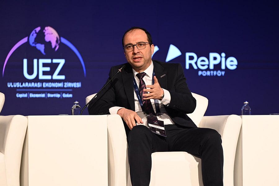 Uluslararası Ekonomi Zirvesi oturumları: 'Sanayi devrimi gibi tarihsel kırılmaların bir benzeriyle karşı karşıyayız'-3