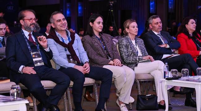 Uluslararası Ekonomi Zirvesi'nde (UEZ 2026) 2. gün: Oturumlar hız kesmeden devam ediyor