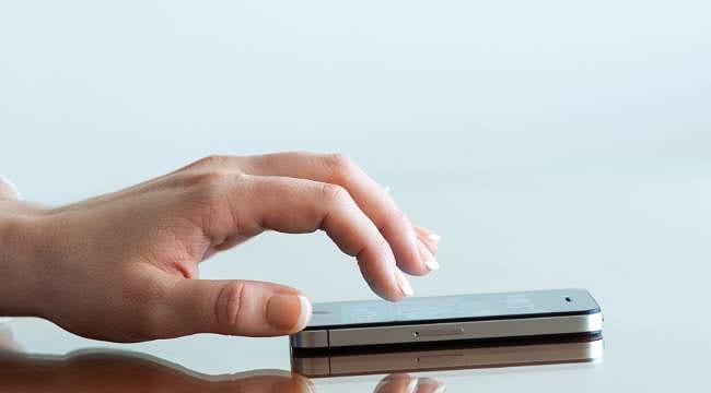 Telefonu tutuş şekliniz kişiliğiniz hakkında ipuçları veriyor