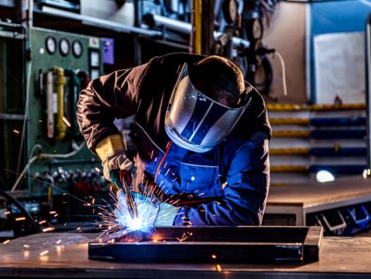 Reel kesim güveni yeni yıla düşüşle başladı