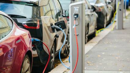 Elektrikli araç satışlarında rekor: 2025’te 20,7 milyon adede ulaşıldı