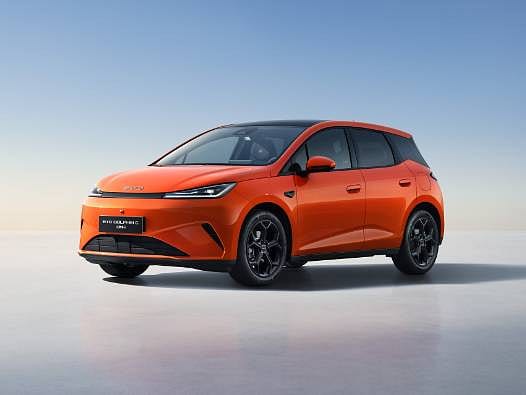 Küçük sınıfta menzil rekoru: BYD Dolphin G DM-i tam 1040 kilometre yol yapıyor!