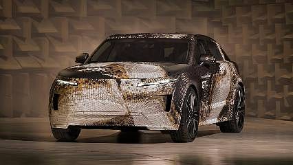 Range Rover GT sahnede: Elektrikli crossover sedanın ilk detayları geldi
