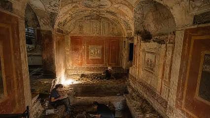Okulun altında gizemli bir şey var diyen öğrencilere kimse inanmamıştı, gerçek ortaya çıktı
