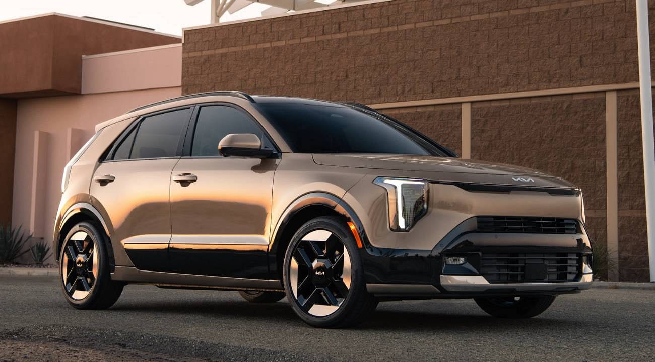 2027 Kia Niro tanıtıldı: EV seçenekleri kalktı, sadece hibrit kaldı