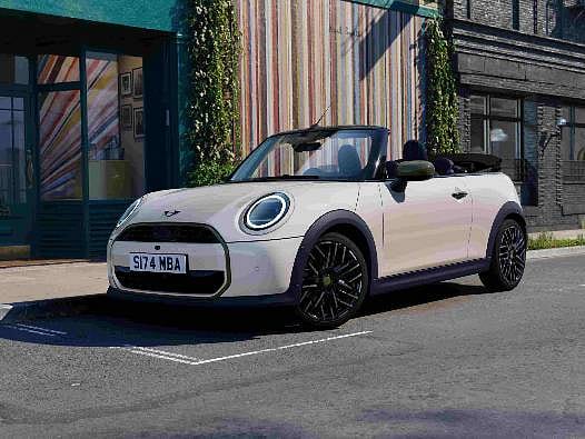 MINI Cooper'a Paul Smith imzası: Tasarım odaklı yeni seri tanıtıldı