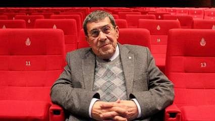Türk tiyatrosunun usta ismi Zihni Göktay hayatını kaybetti