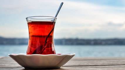 Çay fiyatlarına zam geliyor: ÇAYKUR yılın üçüncü artışını raflara yansıtacak