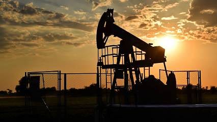 Petrol piyasasında yön değişti: Brent 90 doların altını gördü
