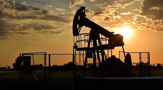 Petrol piyasasında yön değişti: Brent 90 doların altını gördü