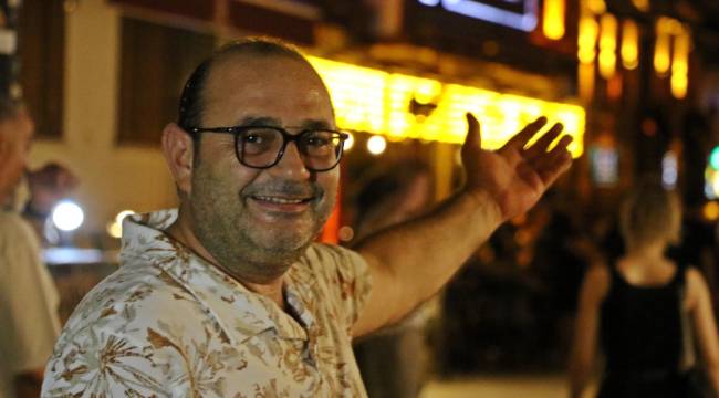 Şu an mahallemde 12 kişiyiz