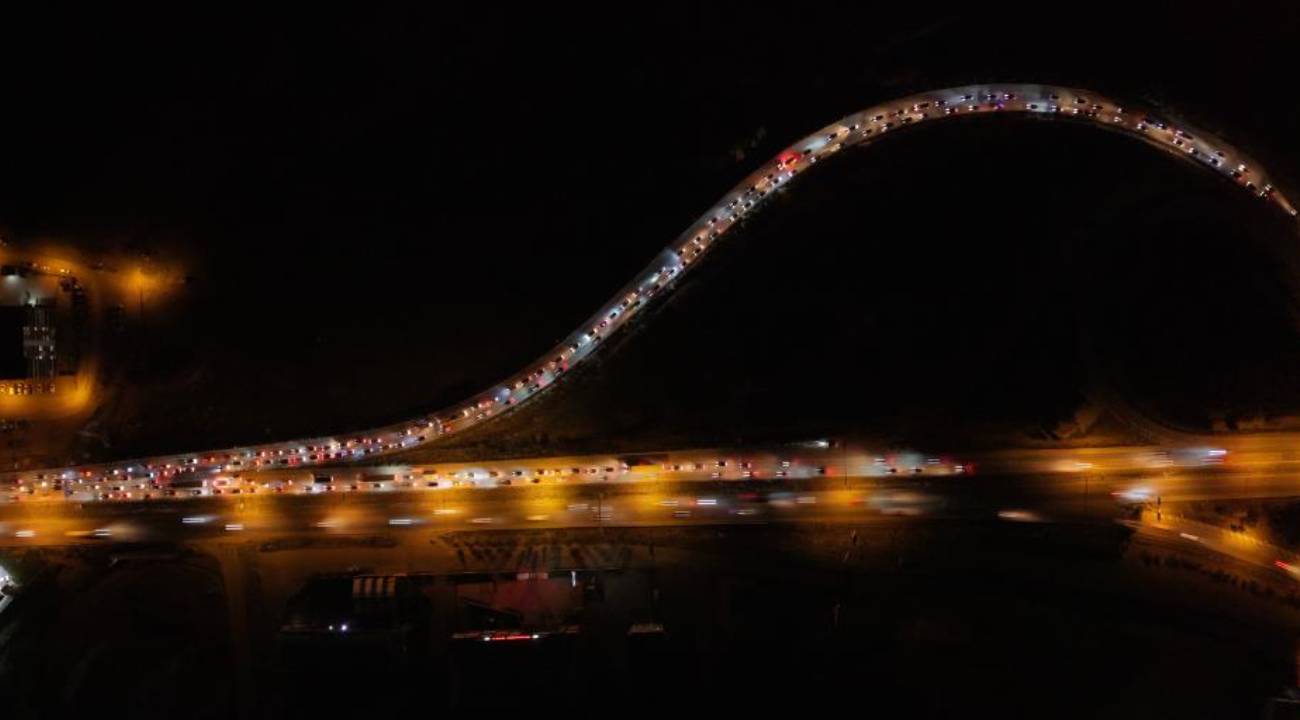 43 ilin kilit geçiş noktası bugün böyle görüntülendi