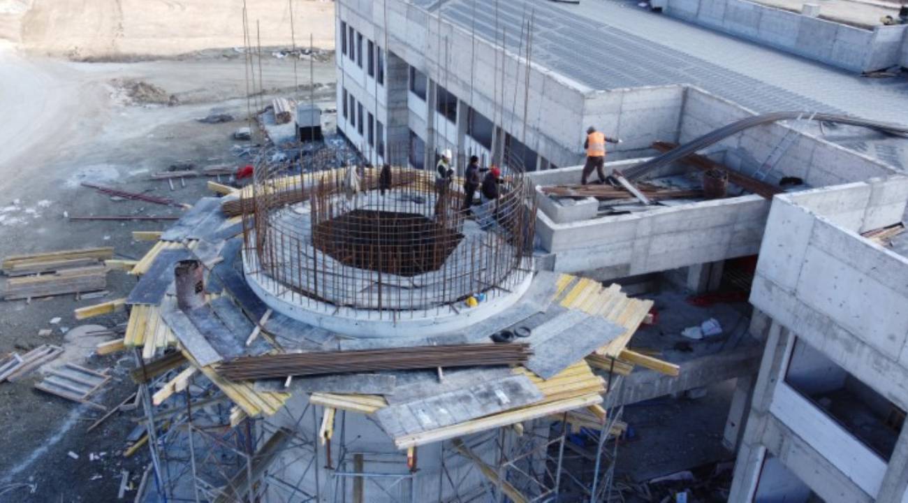 Kentte havalimanı inşaatı sürüyor: 1 yılda bitmesi hedefleniyor