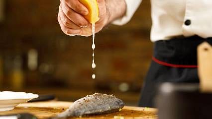 İyi balık nasıl seçilir? Balığa limon sıkılır mı?