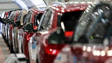 Otomobil fiyatları takipte: ÖTV düzenlemesi sonrası Bakanlıktan açıklama var