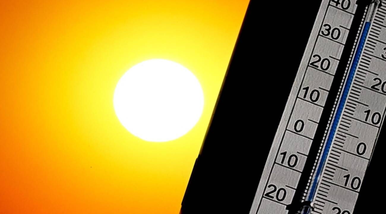 Tüm zamanların sıcaklık rekoru kırıldı, ilçe 50.5 dereceyi gördü: Uyarı var