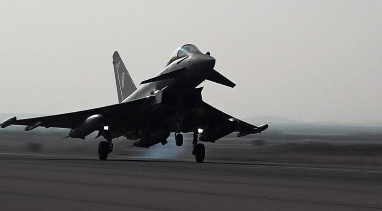 44 adet Eurofighter Typhoon savaş uçağı envantere katılıyor