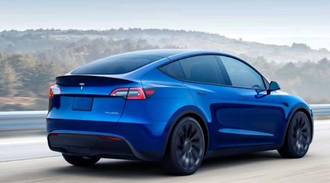 Tesla, ABD'de yaklaşık 240 bin aracını geri çağırdı