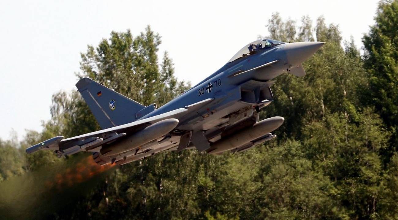 Yunanistan'da Eurofighter alarmı