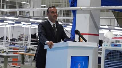 "10 OSB'de 2,4 milyon metrekare alanı ön tahsis başvurularına açtık"