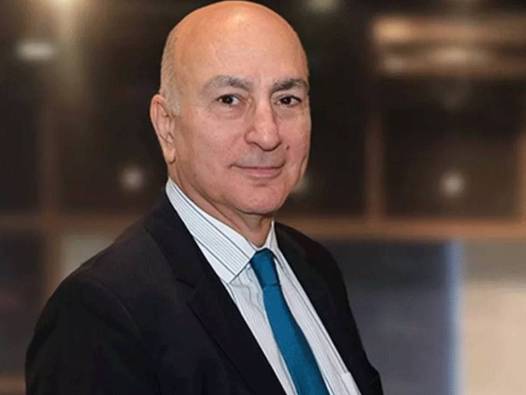 Mahfi Eğilmez'e göre eğitim sistemindeki sorun: "Ben lisedeyken..."
