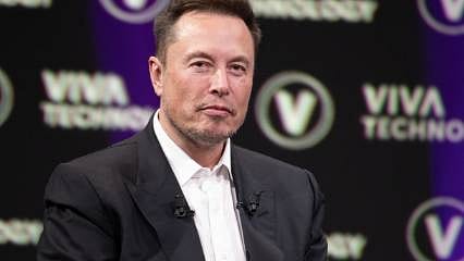 Elon Musk'ın milyarlarca dolarlık maaş paketi onaylandı