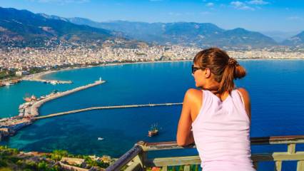 Antalya'ya 9 ayda en çok turistin geldiği 3 ülke