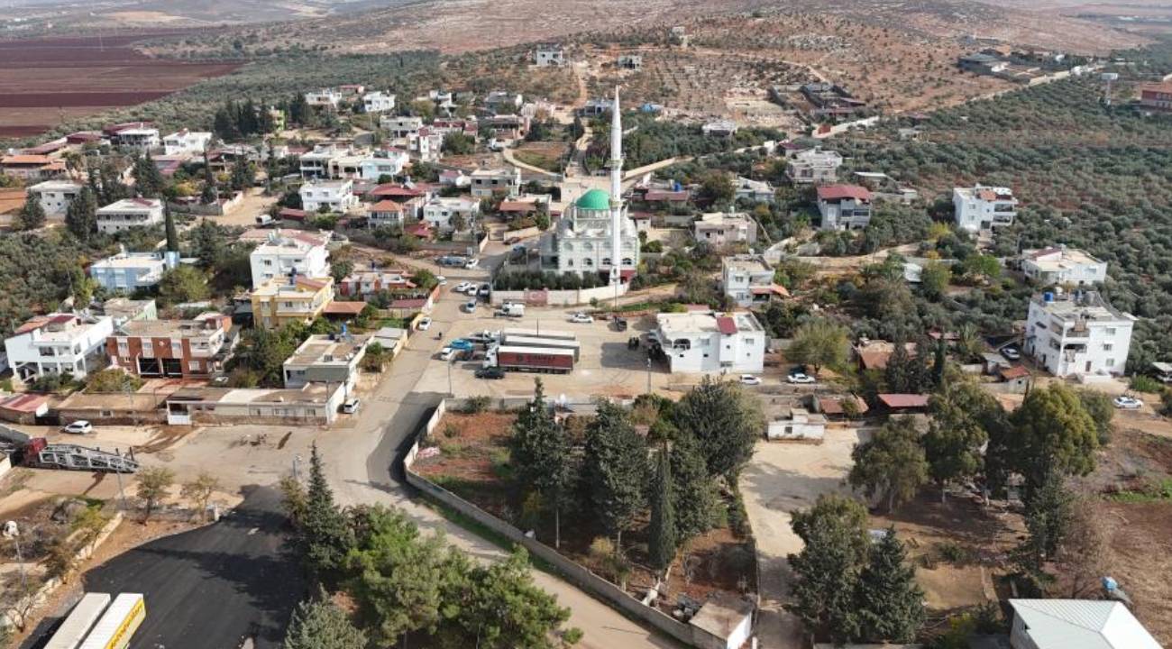 880 kişilik mahallede herkesin soyadı aynı