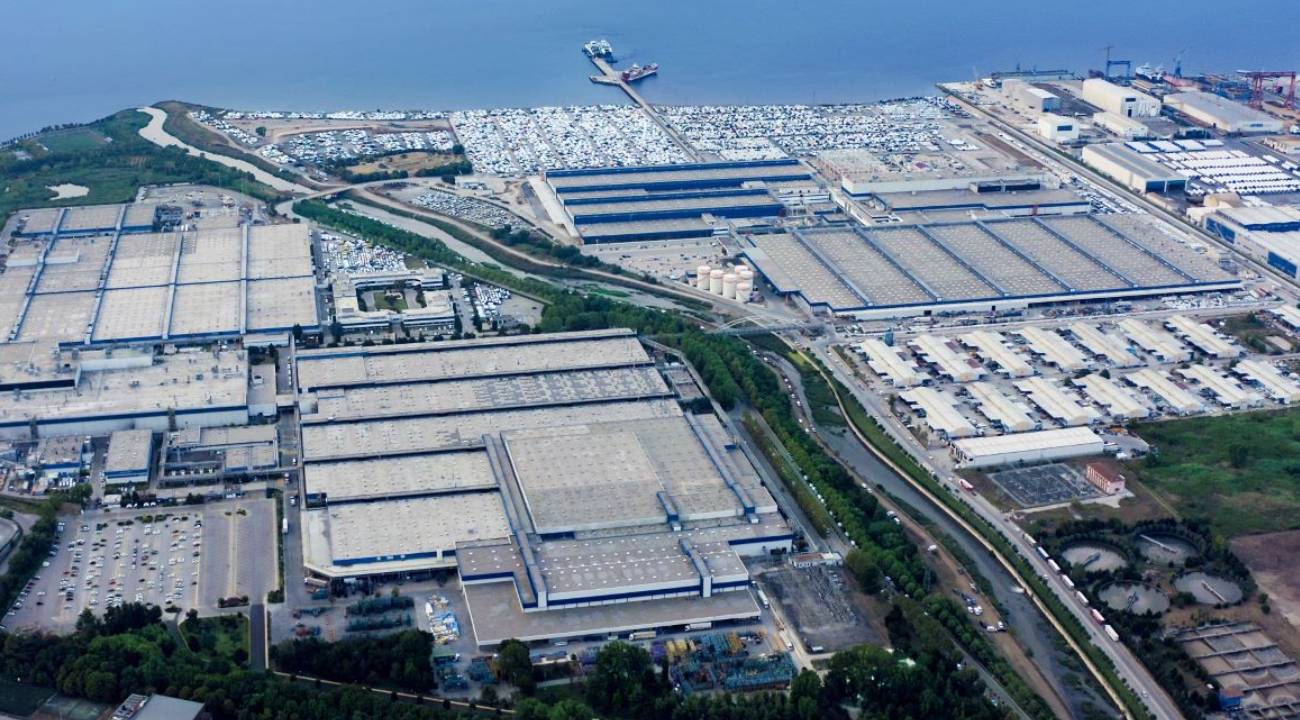 Ford Otosan Yeniköy'de üretti, Avrupa yollarına çıktı