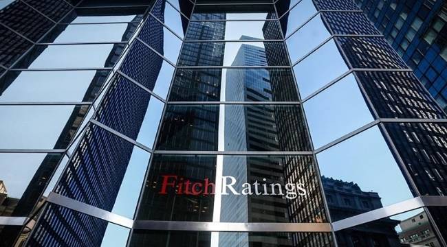 Fitch, Türkiye'nin kredi notunu yükseltti