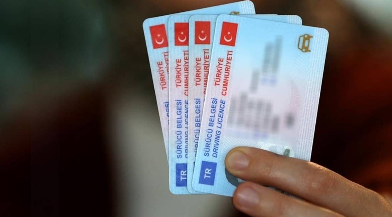 Ehliyette son bir ay: 15 liradan 7 bin 438 liraya çıkacak