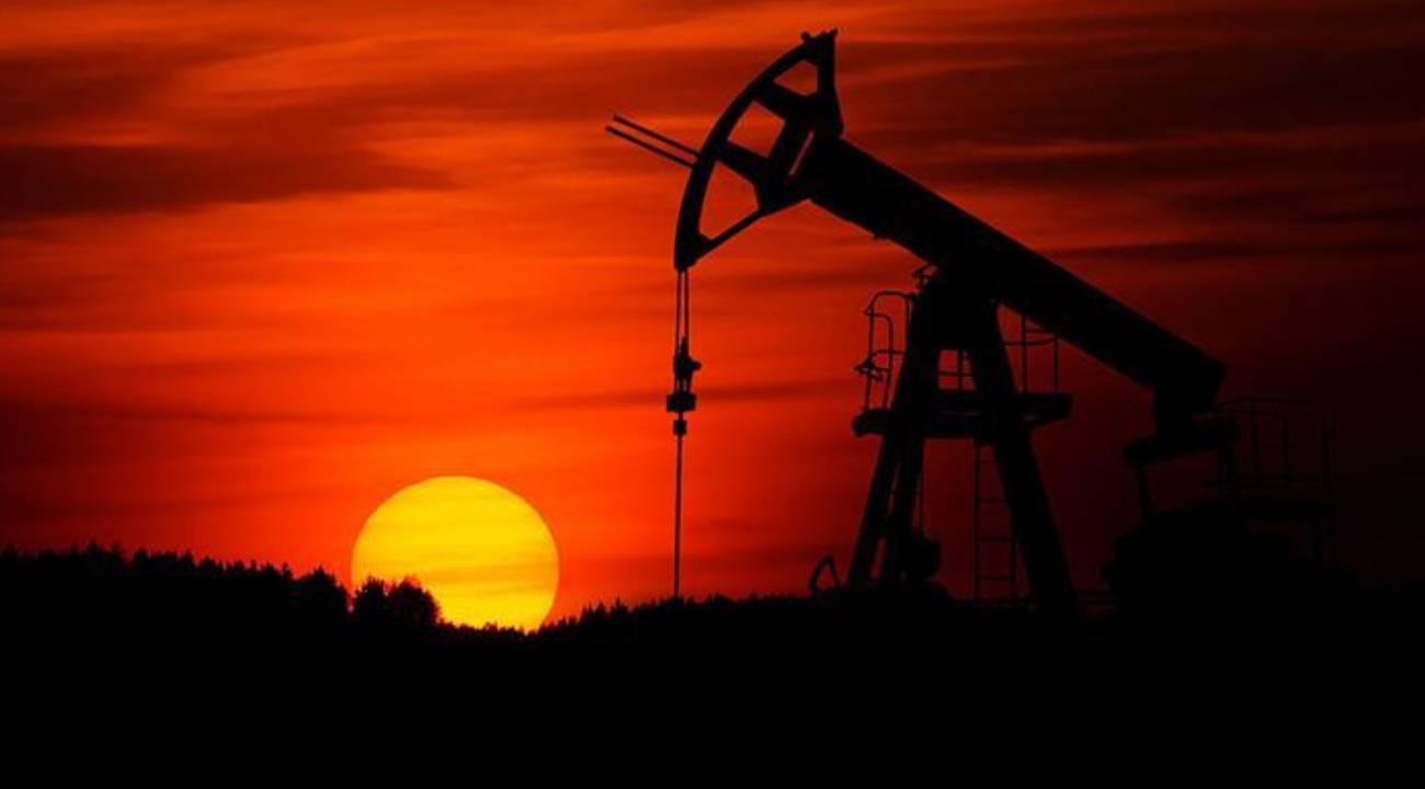 İran’ın ABD üssüne saldırısı sonrası petrol fiyatları düştü
