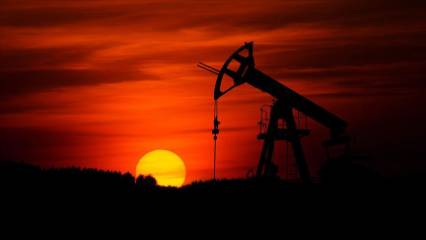 İran’ın ABD üssüne saldırısı sonrası petrol fiyatları düştü