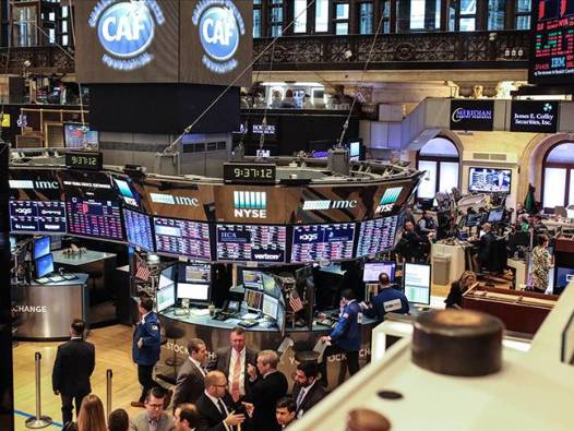 Yatırımcı 'güvenli limanlara' yöneldi, New York borsası düşüşle açıldı