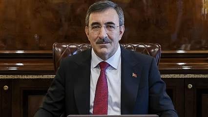 Kirada yüzde 25 zam sınırı, kur, enflasyon... Cevdet Yılmaz soruları yanıtladı
