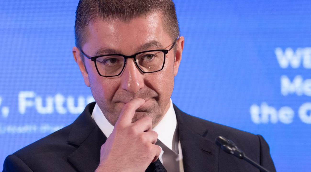 'Evlenmeyenlere vergi getirmeyi ciddi bir şekilde düşünüyoruz'