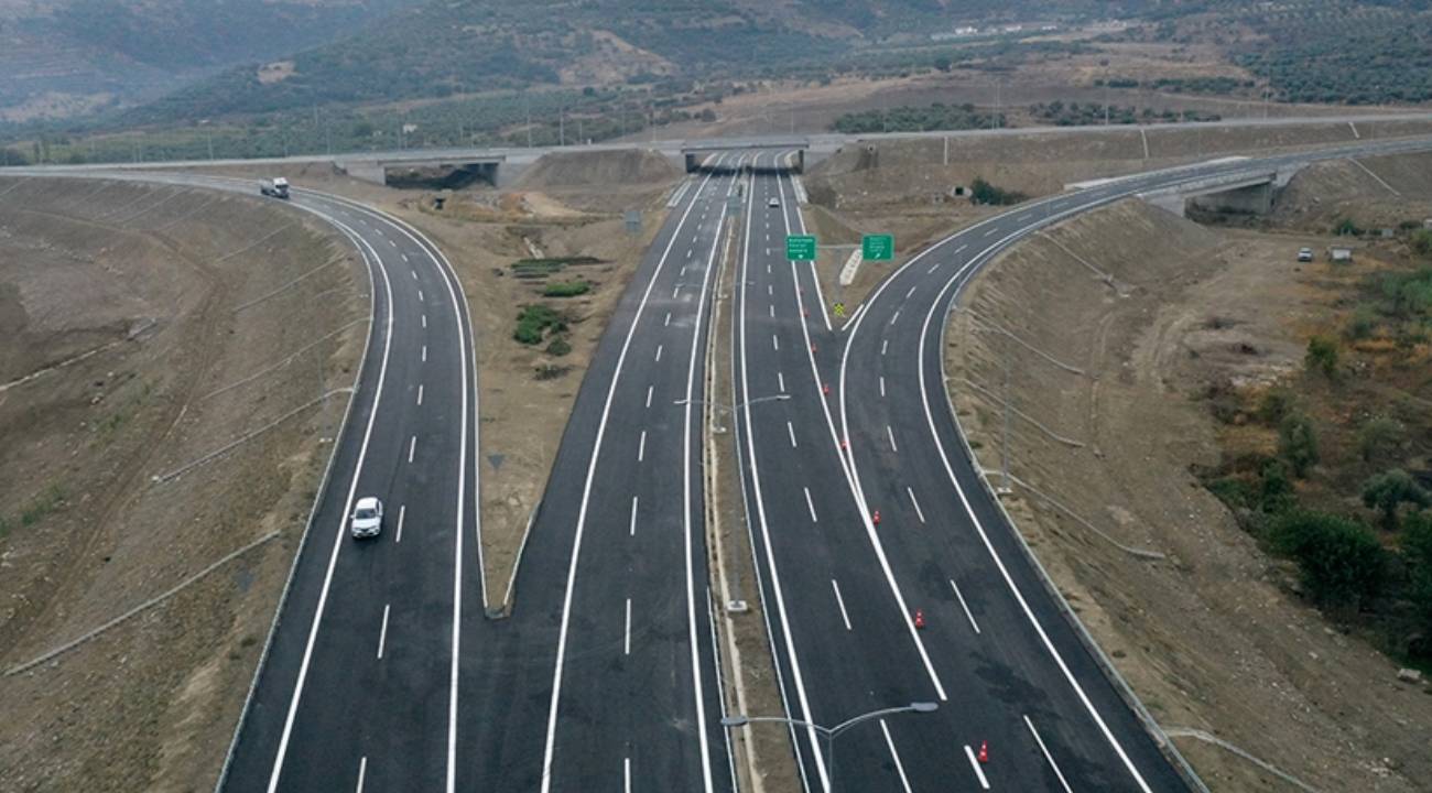 Bugün açılıyor: 1.5, 2 saatlik yol 55 dakikaya düşecek