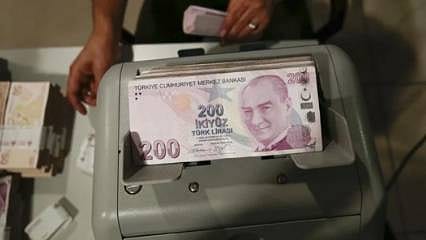 Yeni tertip 200 TL ve 50 TL banknotlar tedavüle verildi