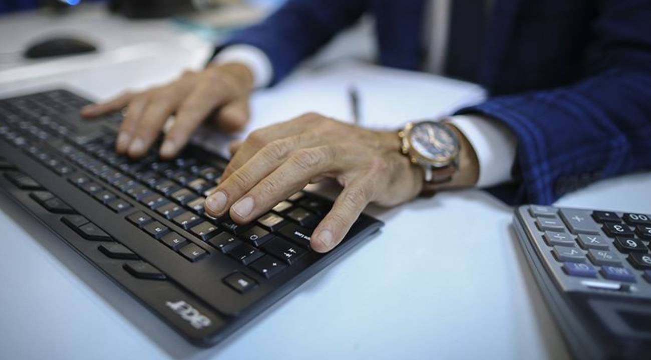 Bayram tatilinin hafta sonuna gelen kısmı yıllık iznine eklenince....