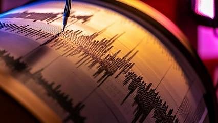 Ege Denizi'nde 5 büyüklüğünde deprem
