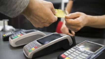 Merkez Bankası kredi kartı faiz oranlarını düşürdü: Ne zaman geçerli olacak?