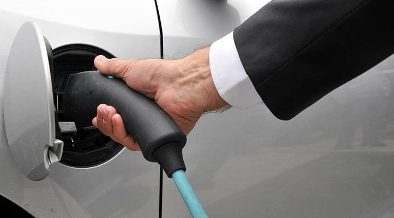 Elektrikli araçlarda bir ilk: Rekor kırıldı