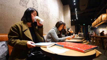 Her 15 saatte bir ünlü kahve mağazasının açıldığı ülkede işler değişti