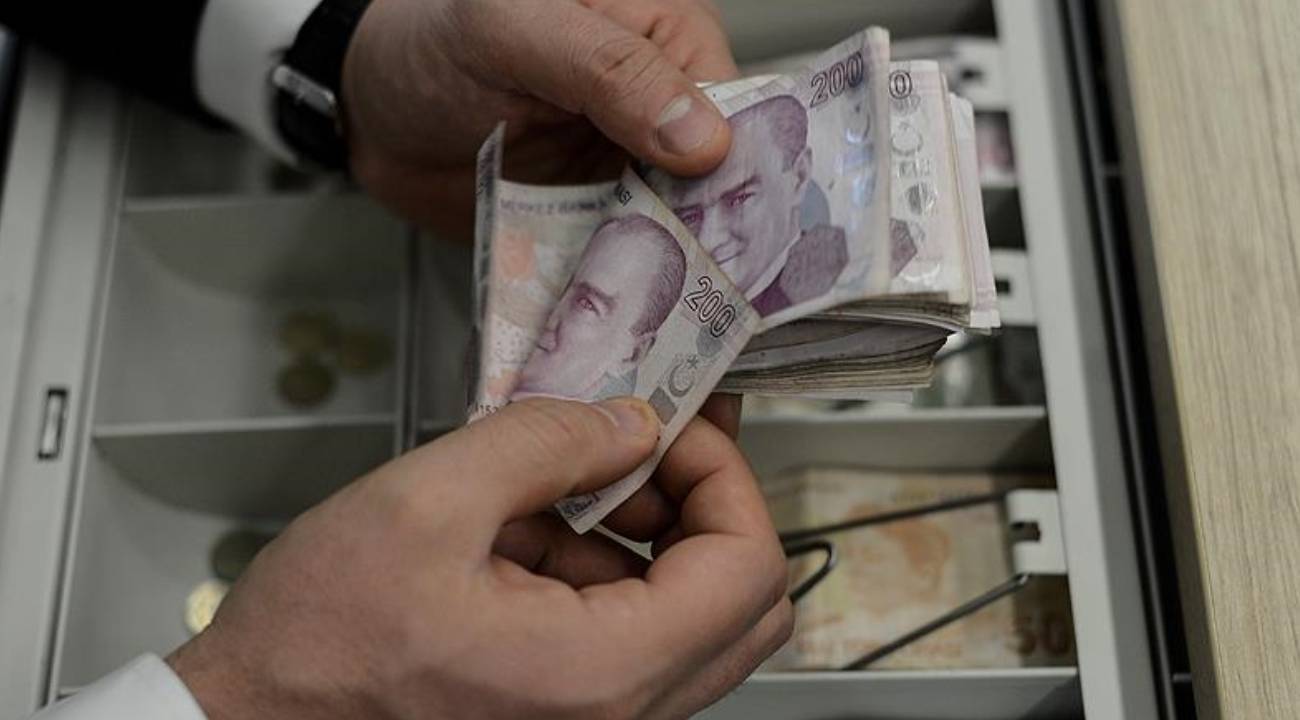 Emekliler için seyyanen zam talebi