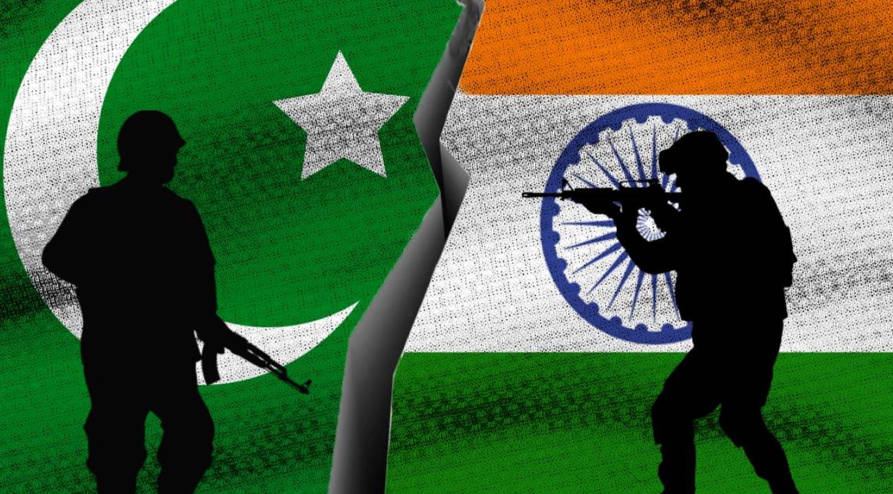 Pakistan ve Hindistan arasında ne oluyor? Saat verdi