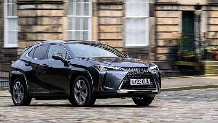 Lexus için bir ilk olan UX 300e Türkiye'de satışa çıktı: Fiyatı ve özellikleri