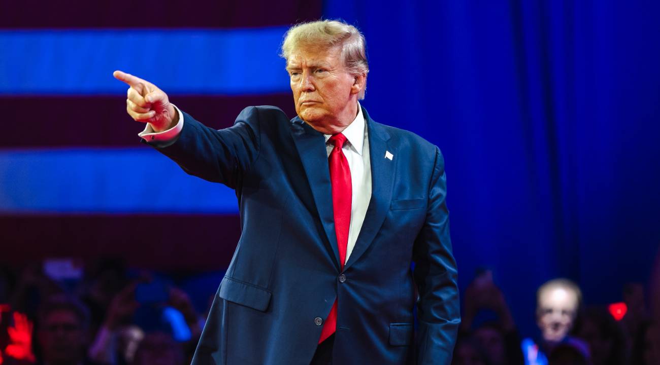 Trump'tan BRICS ülkelerine tarife tehdidi