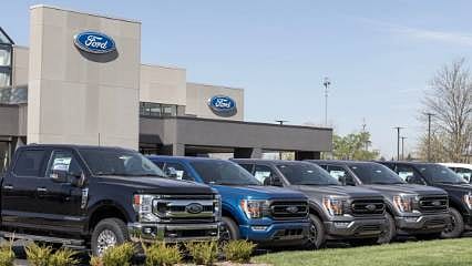 Ford, tarife belirsizliği dolayısıyla mali tahminlerini askıya aldı